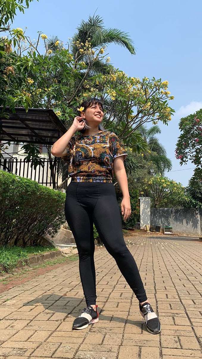 5 Potret Terbaru Tya Ariestya, Turun Berat Badan Hingga 13 Kg 
