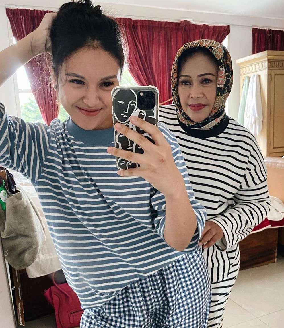 Potret 5 Anak Penyanyi Dangdut, Nggak Kalah Cantik dari Ibunya