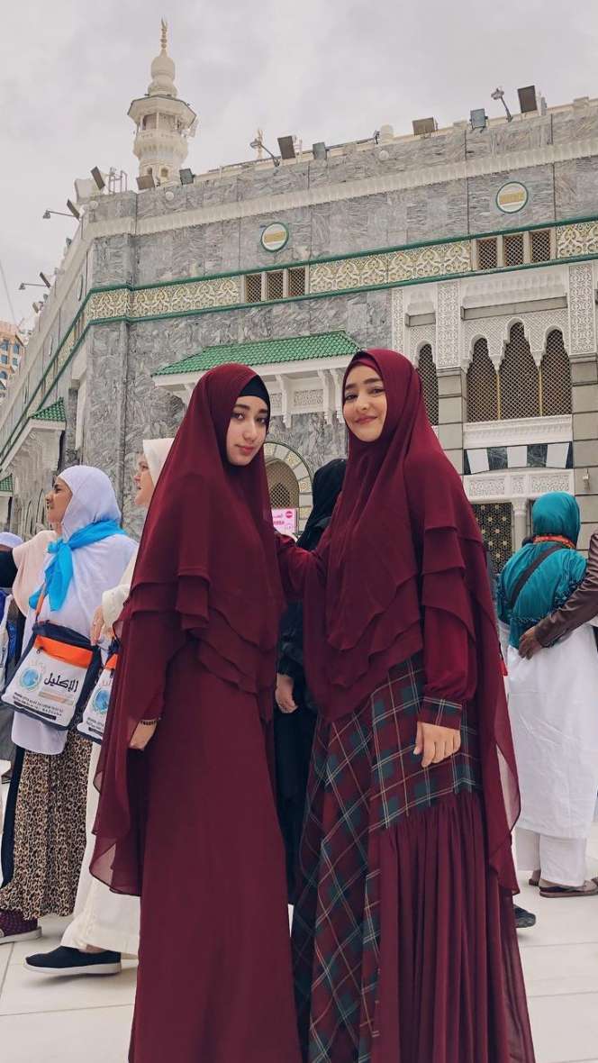 Potret Cantiknya Putri Cindy Fatikasari, Senyumnya Adem Banget