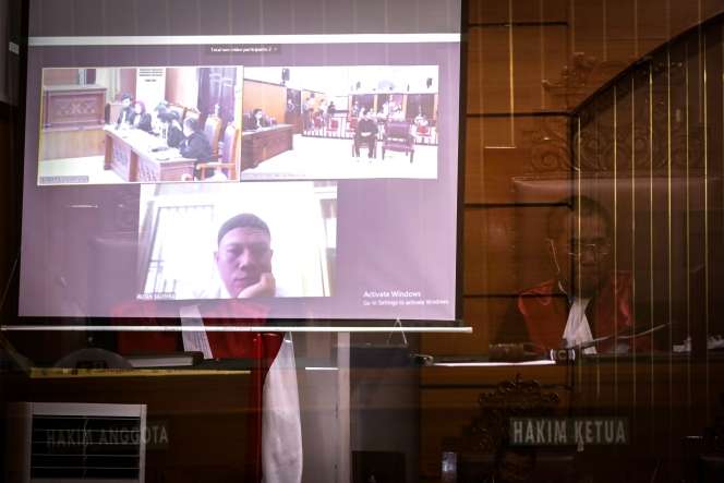 Digelar Virtual, Ini Momen Suasana Persidangan Vicky Prasetyo