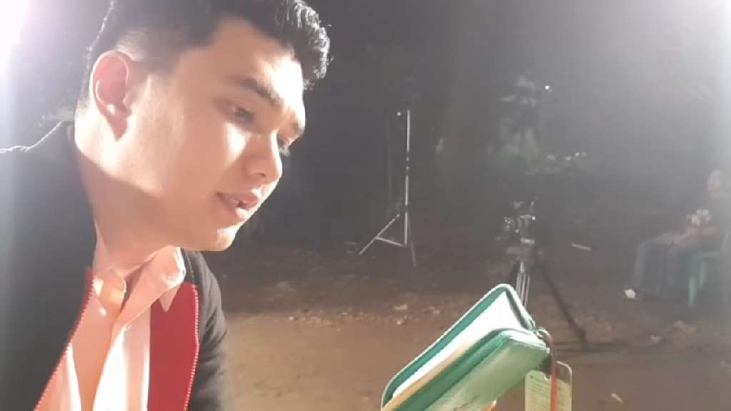 Tuai Pro-Kontra, 5 Potret Aldi Taher Ngaji di Tempat Tak Biasa