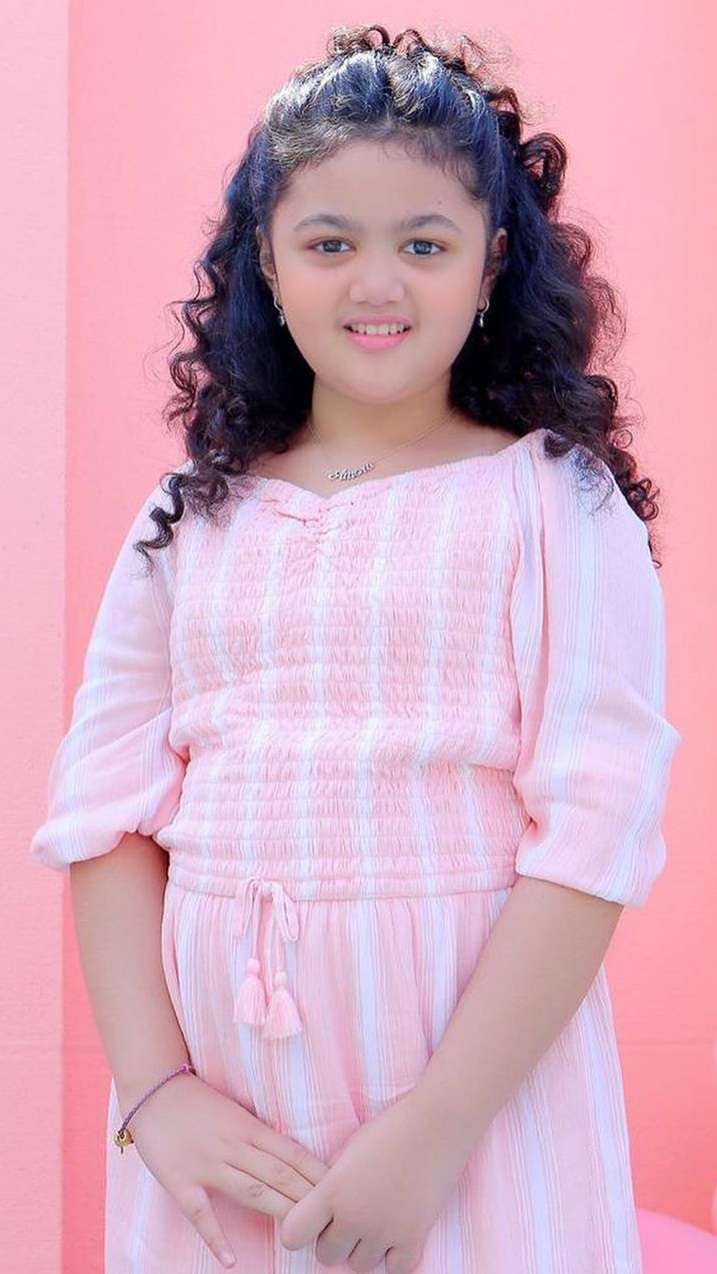 Potret Bahagianya Perayaan Ultah Putri Krisdayanti, Serba Pink