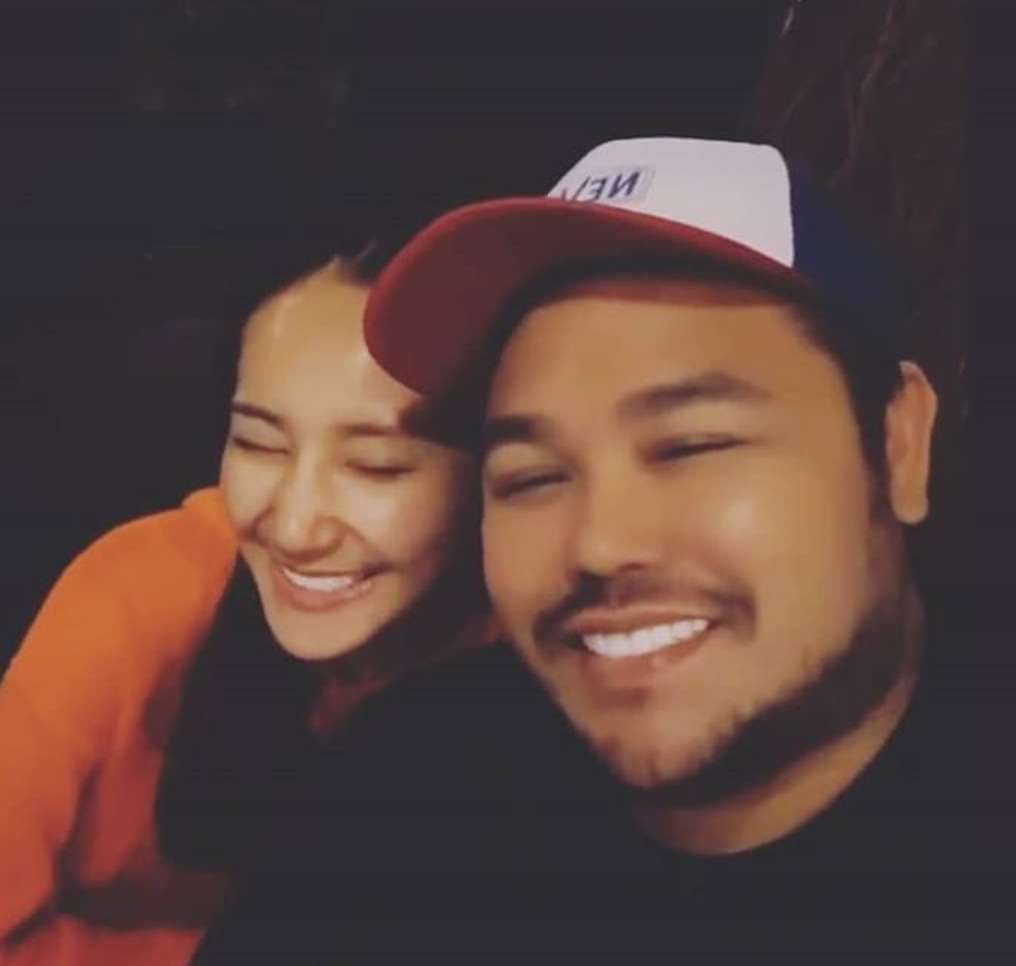 Jarang Terekspos, 5 Momen Mesra Ivan Gunawan & Bella Aprilia
