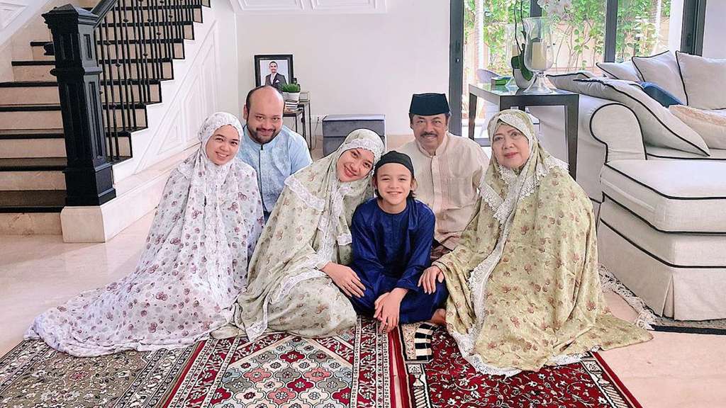 Senyum BCL Bersama Noah & Keluarga Ashraf Sinclair, Penuh Haru