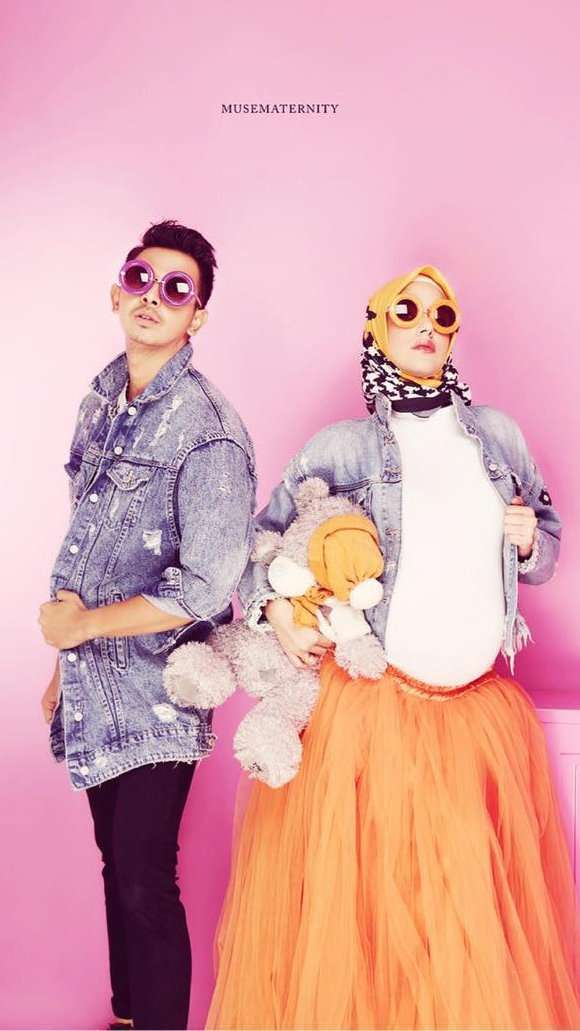 Inspirasi Potret Maternity Tertutup ala 5 Seleb Cantik
