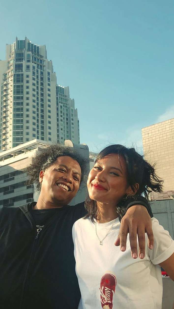 Sempat Tak Direstui, 5 Momen Mesra Arie & Indah Permatasari