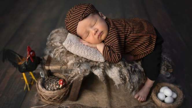 Gemasin! Potret Imut Baby Saka, Putra Pertama Andhika dan Ussy