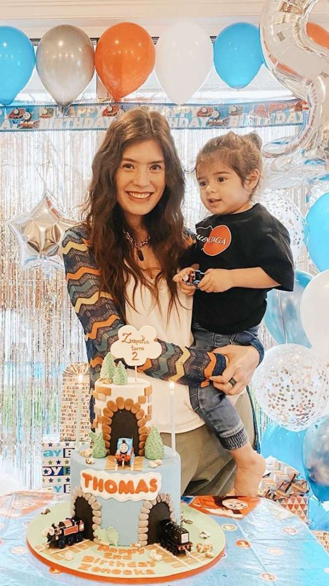 Potret Ultah Putra ke-2 Carissa Putri, Bahagia Meski Sederhana