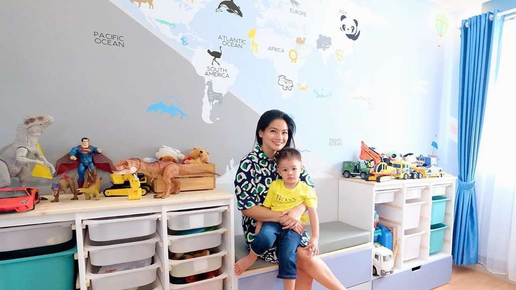 5 Potret Kamar Anak Titi Kamal Bertema Luar Angkasa, Keren!