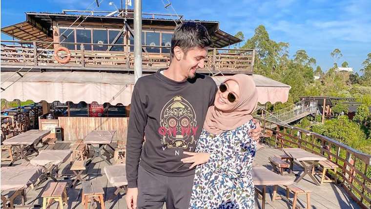 5 Potret Cantiknya Vebby Palwinta Saat Tunjukkan Baby Bump