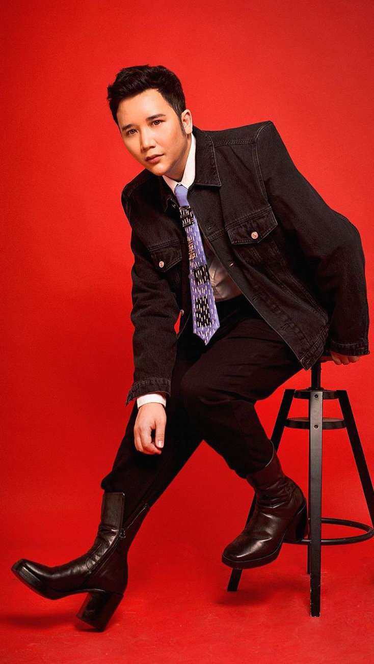 Pesona 5 Seleb Pria Berdarah Belanda, Ganteng-ganteng Banget!