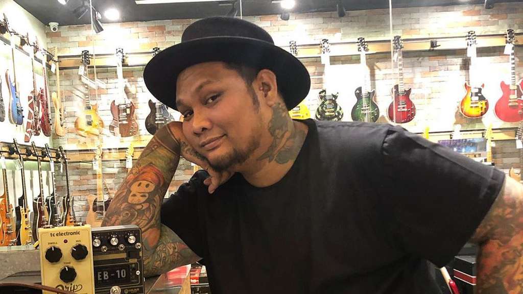 Temukan Makna Islam, 5 Seleb Pria Ini Memutuskan Jadi Mualaf