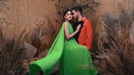 5 Pemotretan Super Mewah Syahnaz Sadiqah, Outfitnya Rp4 Miliar