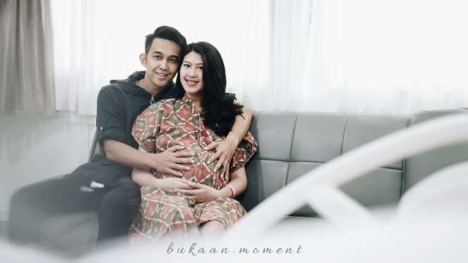 Potret Bahagia Naga Eks Lyla & Istri Dikaruniai Anak Pertama