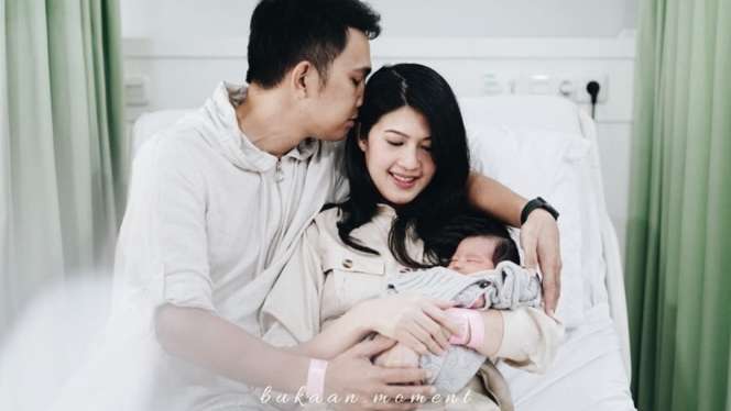 Potret Bahagia Naga Eks Lyla & Istri Dikaruniai Anak Pertama