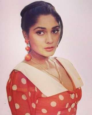 5 Seleb Bollywood Pamit dari Dunia Hiburan untuk Dalami Agama