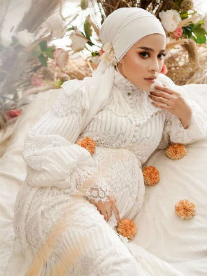 5 Potret Maternity Selebgram Berhijab, Stunning Banget!