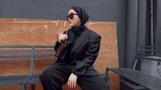 Intip 5 Gaya OOTD Ala Sivia Azizah, Bisa Jadi Inspirasi Kamu!