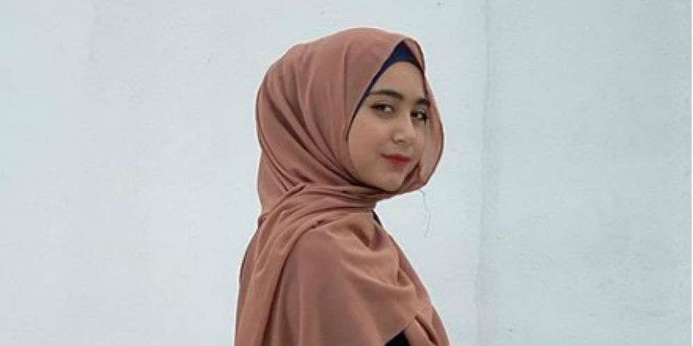 Potret Serell Nadirah, Selebgram Cantik Istri Taqy Malik