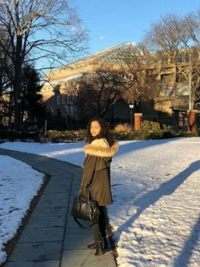 Jarang Tersorot, Potret Putri Cantik Anis Baswedan