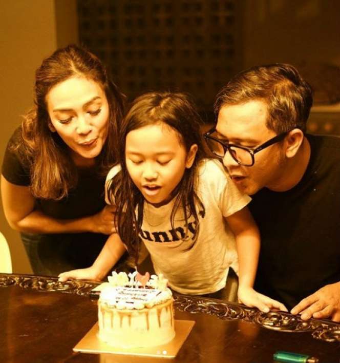 Momen Masayu dan Lembu Tetap Kompak Demi Anak, Didoakan Rujuk
