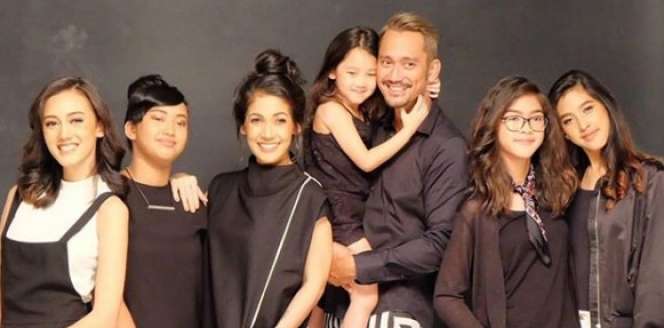 Awet Muda, Potret Terbaru Mieke Amalia di Usia 43 Tahun