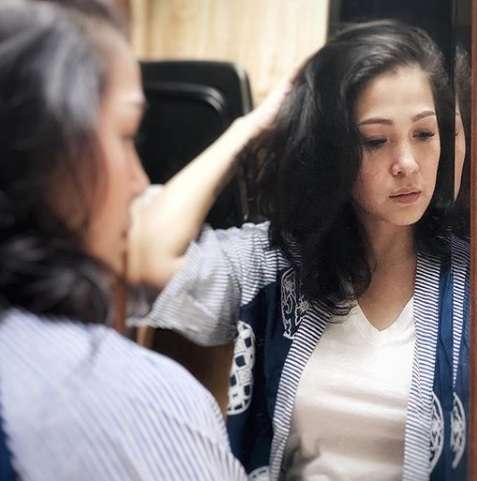 Awet Muda, Potret Terbaru Mieke Amalia di Usia 43 Tahun