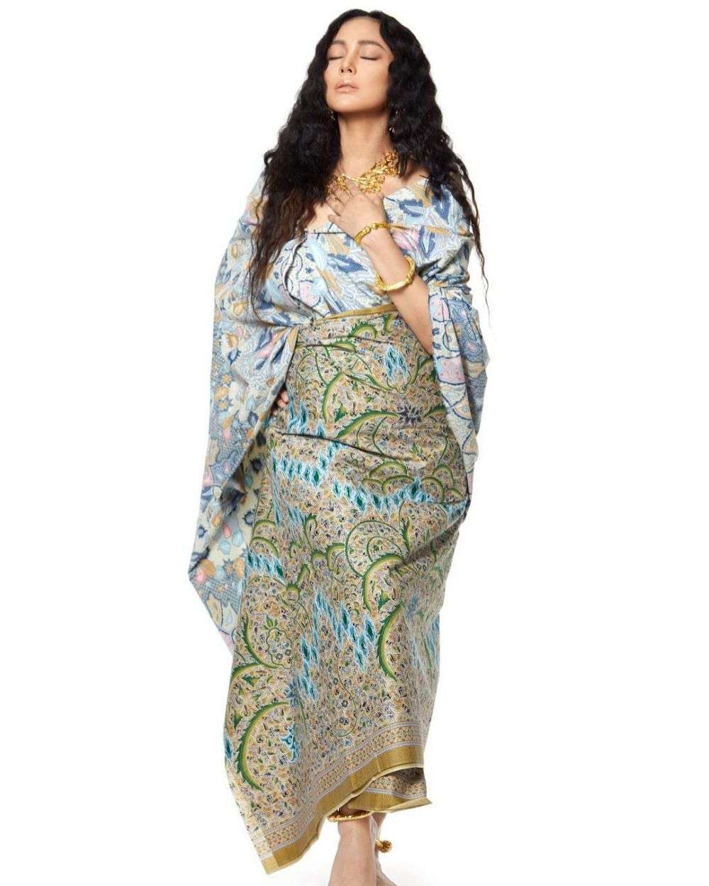 Potret Maternity Whulandary Herman Jadi Sorotan