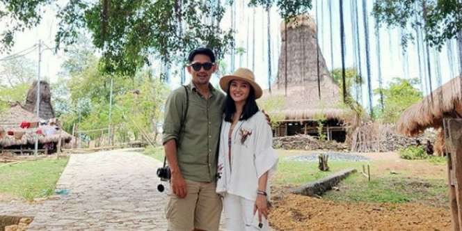 5 Potret Ibnu Jamil dan Ririn Ekawati Liburan Bareng