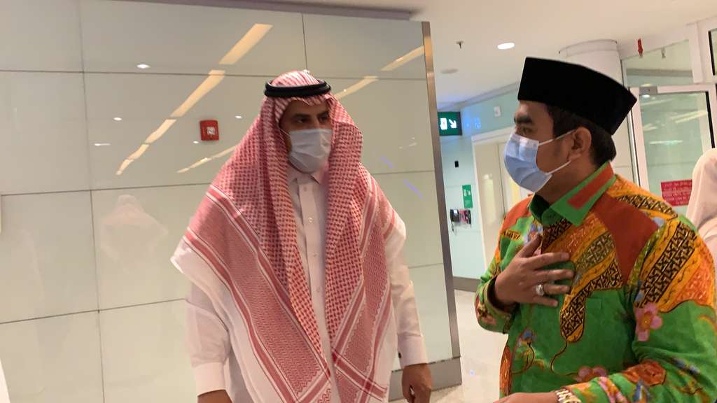 Potret Jemaah Indonesia Umroh Perdana di Masa Pandemi