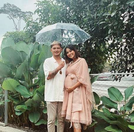 Potret Baby Bump Bunga Jelitha, Gayanya Simpel Banget!