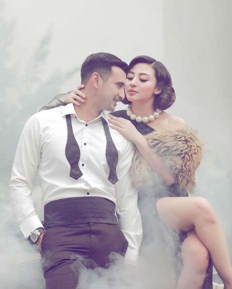 Potret Prewedding Ali Syakieb dan Margin Wieheerm