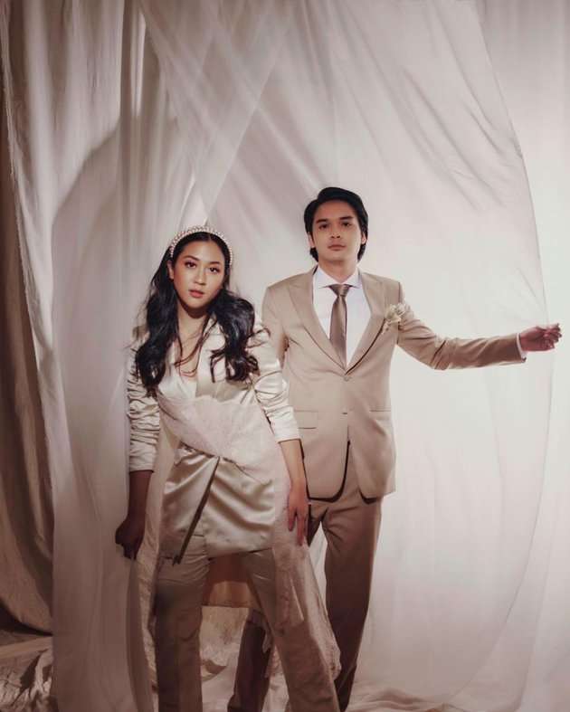 Potret Baju Pernikahan Sherina Munaf dan Baskara Mahendra