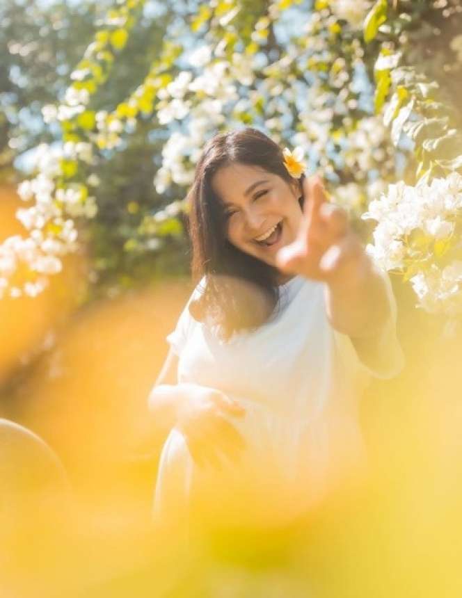 Potret Maternity Caca Tengker dan Barry Tamin, Gayanya Simpel