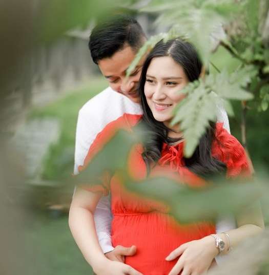 Mewah, Siraman 7 Bulan Angbeen Rishi Istri Adly Fairuz