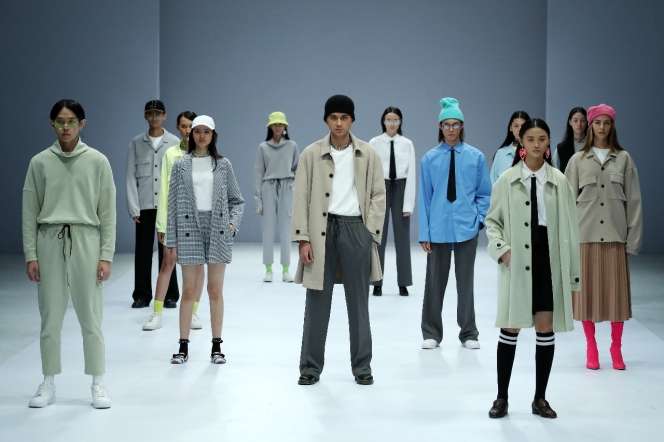Outfit 'Kepompong', Kreasi Rani Hatta di Panggung JFW 2021