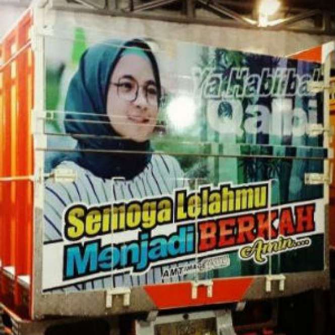 Artis yang Wajahnya Mejeng di Truk, Wika Salim Paling Disorot