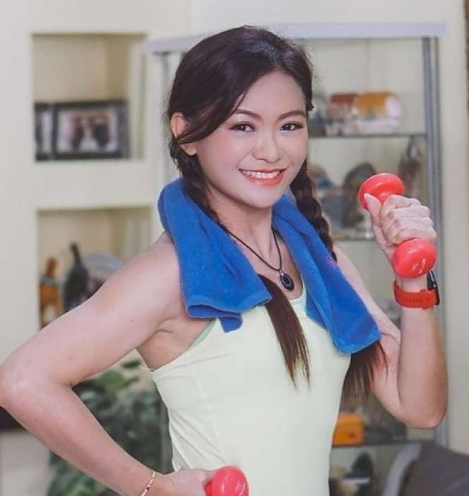 Potret Menawan Puspa Dewi, Nenek Cantik Berusia 53 Tahun