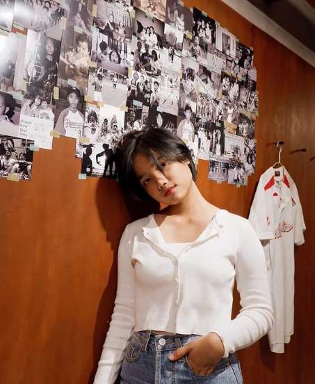 5 Potret Fuji, Adik Bibi yang Asuh Anak Vanessa Angel