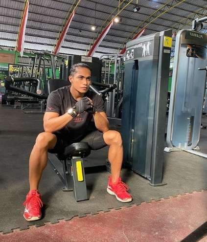 Dulu Dikira Pria, Potret Terbaru Aprilia Manganang Disorot