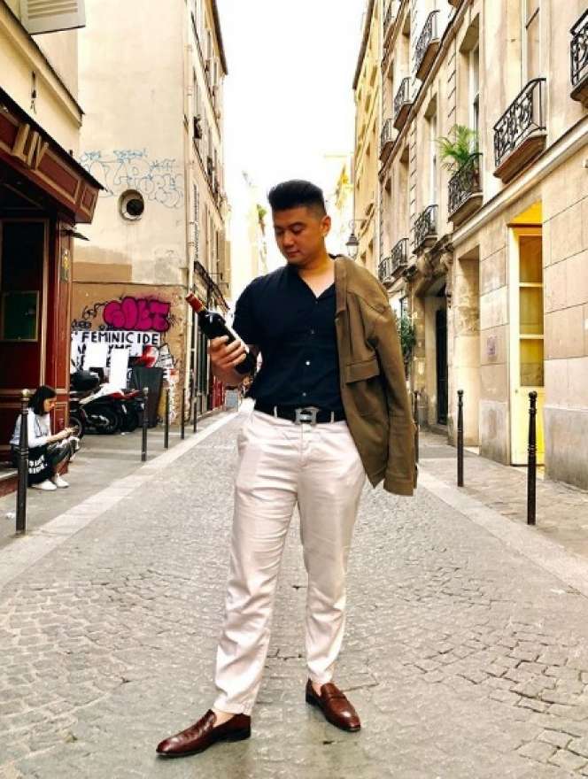 Perjuangan 5 Seleb Sebelum Dikenal, Ada yang Tidur di Gubuk