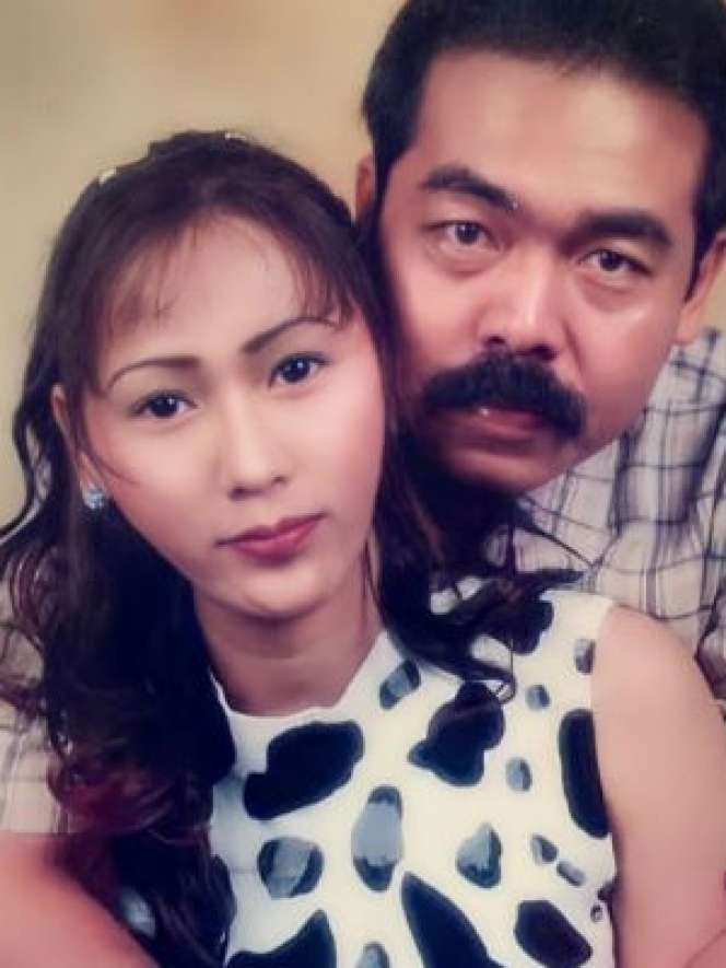 Begini Rambut Asli Seleb Sebelum Dirias