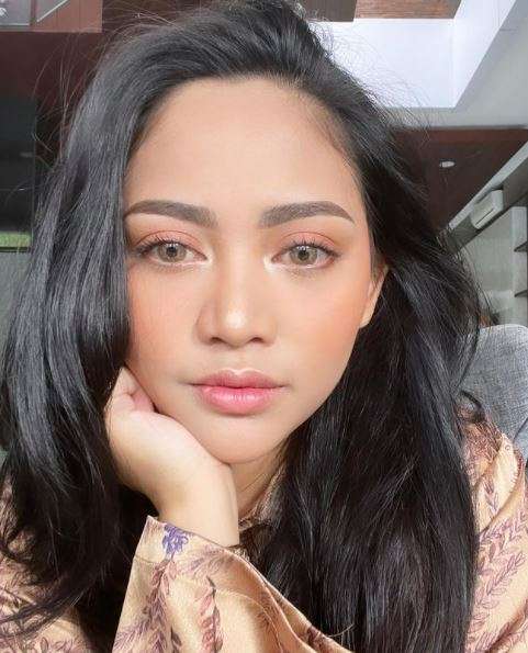 Potret Rachel Vennya Usai Memutuskan Lepas Hijab