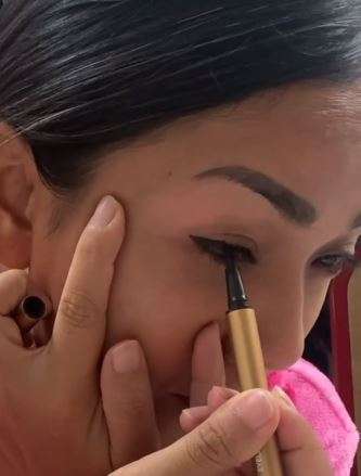 Potret Nirina Zubir Berjuang Sembuh dari Covid-19