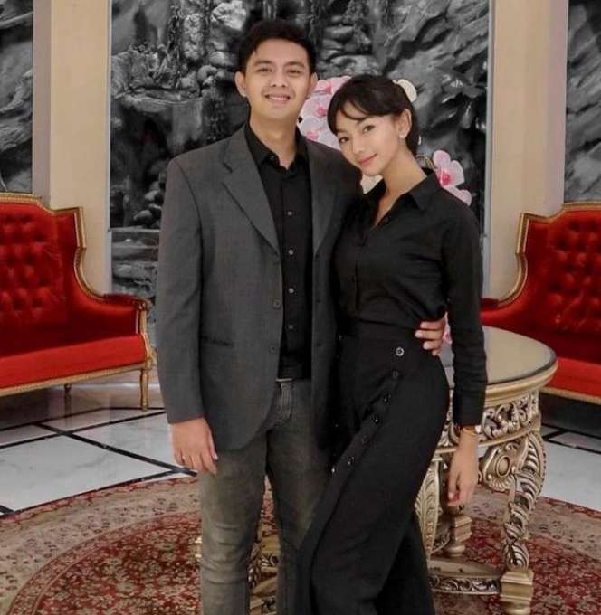 Potret Aslinya Glenca Chysara 'Ikatan Cinta' Bareng Kekasih