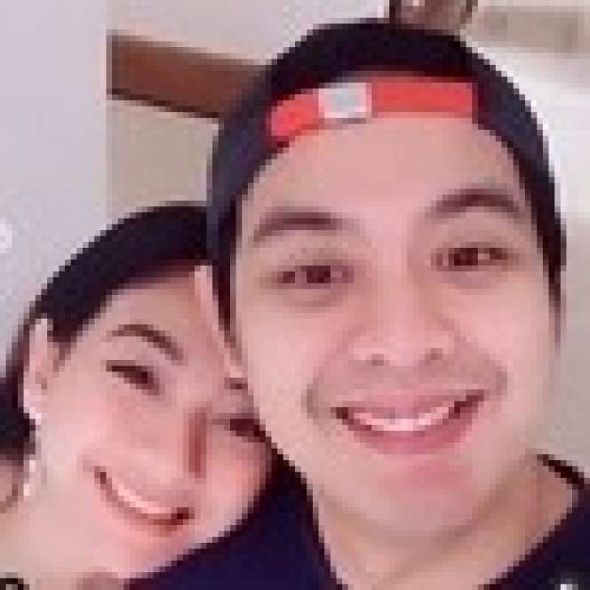 Potret Aslinya Glenca Chysara 'Ikatan Cinta' Bareng Kekasih