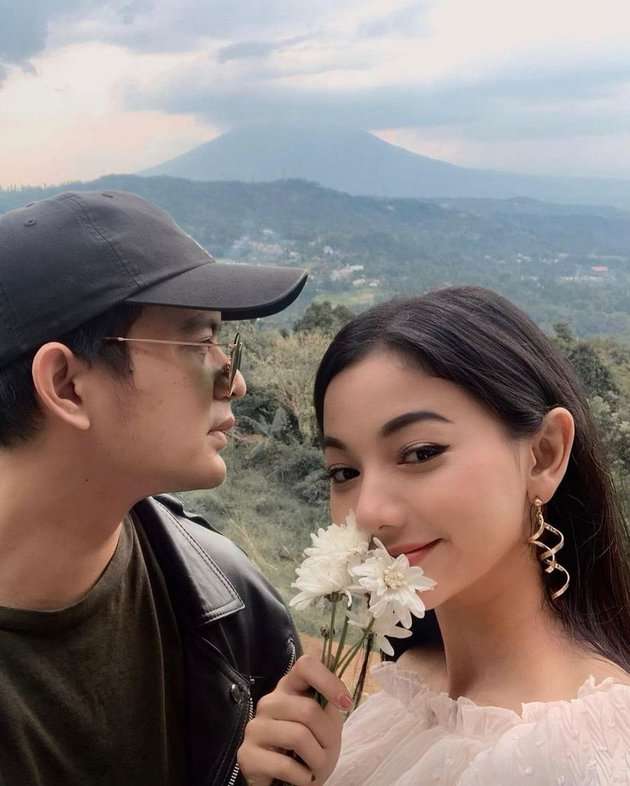 Potret Aslinya Glenca Chysara 'Ikatan Cinta' Bareng Kekasih
