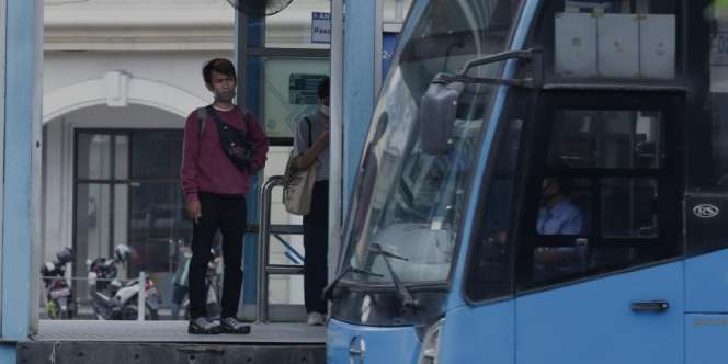 FOTO: Suasana Jakarta Diberlakukan PSBB Ketat
