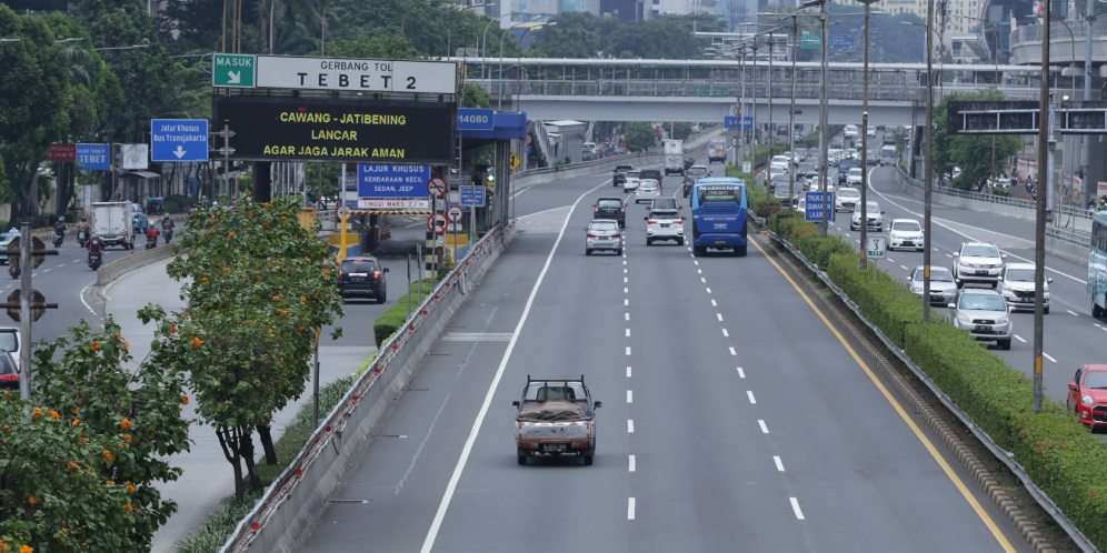 FOTO: Suasana Jakarta Diberlakukan PSBB Ketat