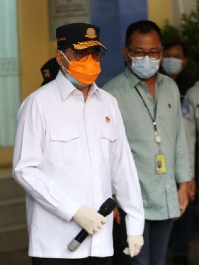 Menhub Pantau Proses Identifikasi Korban Sriwijaya di RS Polri